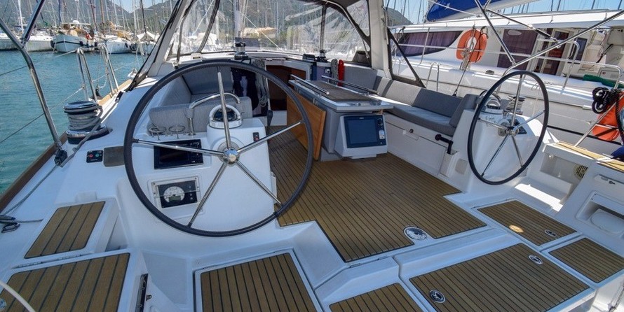 Beneteau Oceanis 45