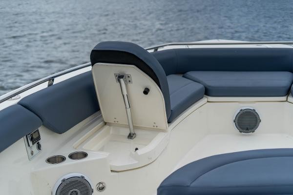 Boston Whaler 420 Outrage