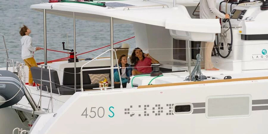 Lagoon 450 S