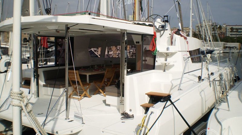 Bali catamarans 4.0 lounge