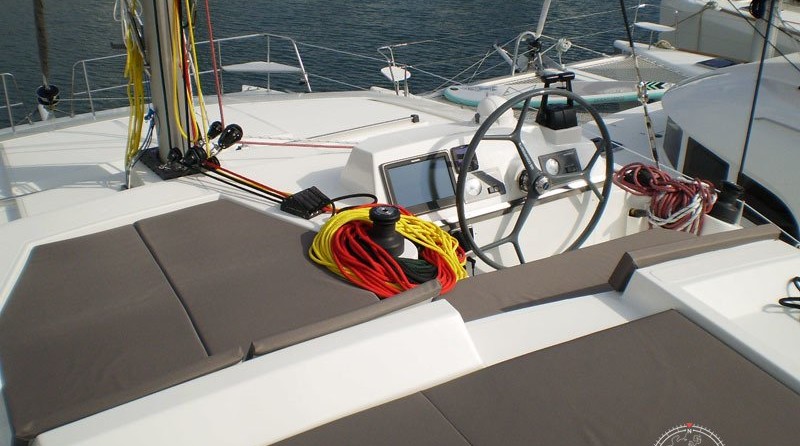 Bali catamarans 4.0 lounge