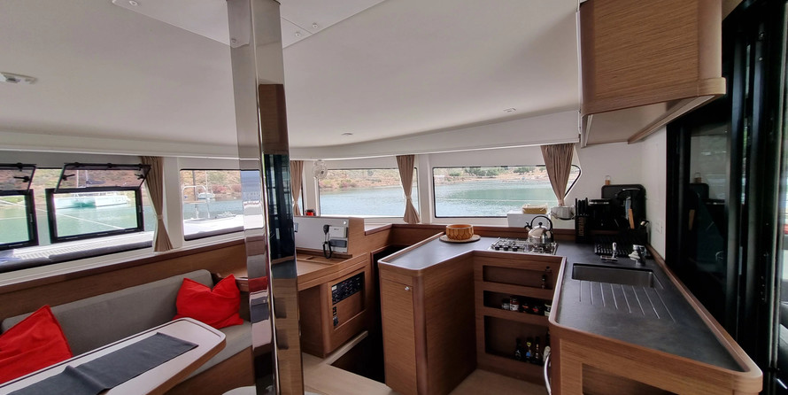 Lagoon 42 - 4 Cabin