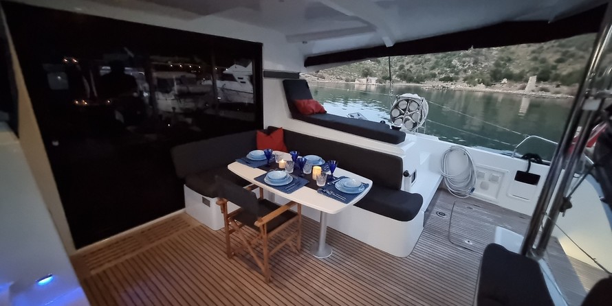 Lagoon 42 - 4 Cabin