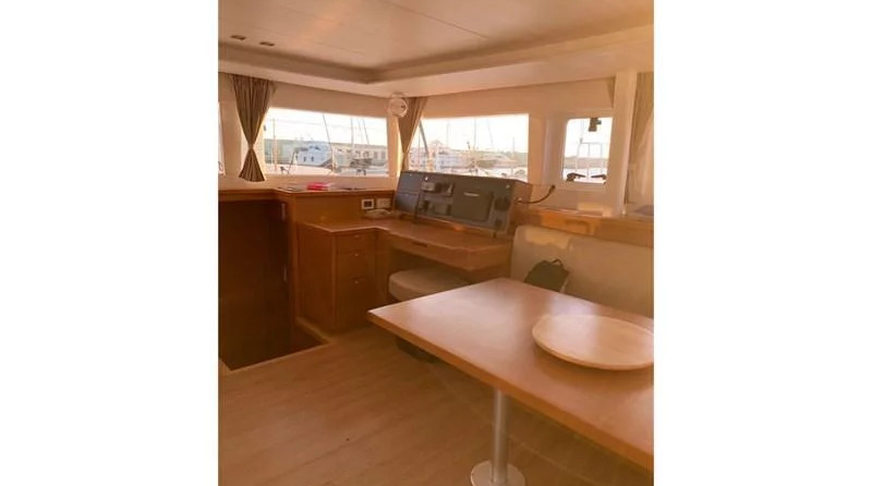 Lagoon 450 (3+1cab)