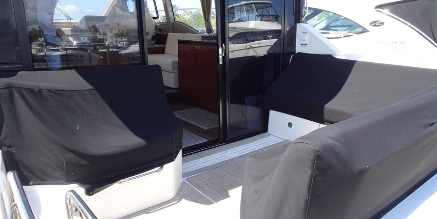 Sea Ray 460 Sundancer