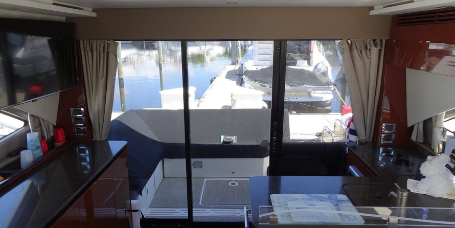 Sea Ray 460 Sundancer