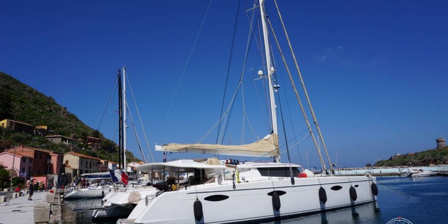 Fountaine Pajot Galathea 65