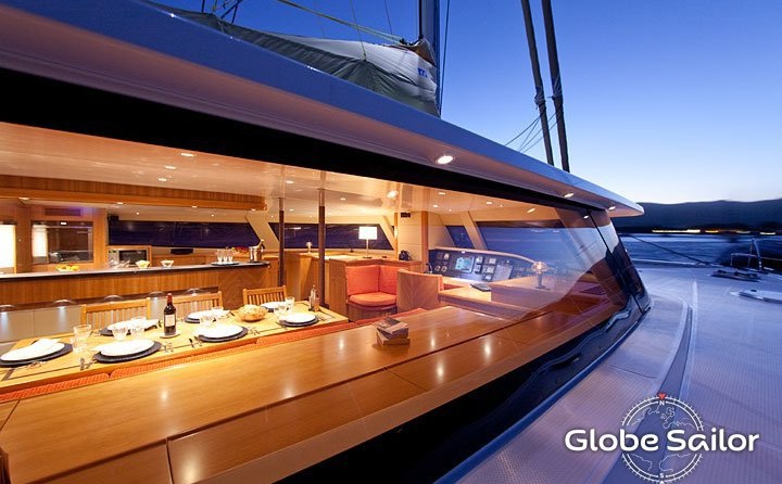 Fountaine Pajot Galathea 65