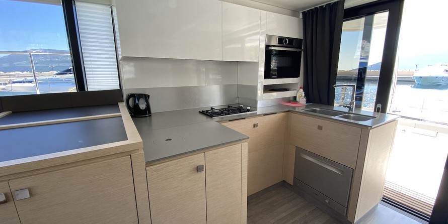 Fountaine Pajot MY 40