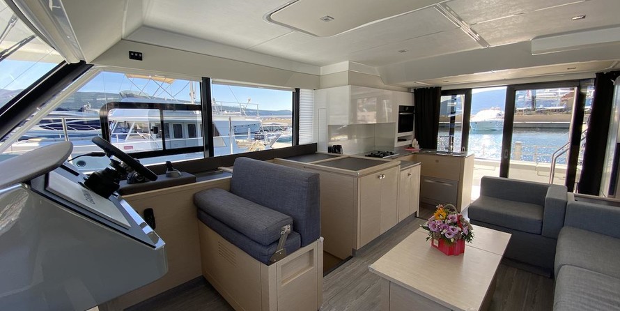 Fountaine Pajot MY 40