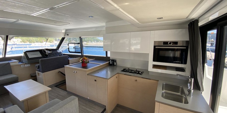 Fountaine Pajot MY 40