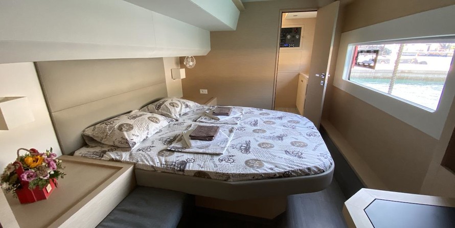 Fountaine Pajot MY 40