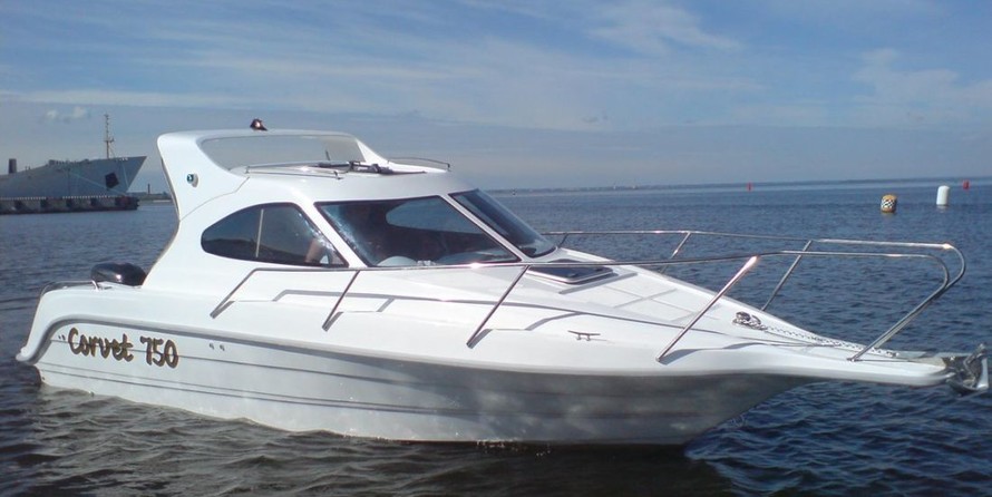 Corvet 750