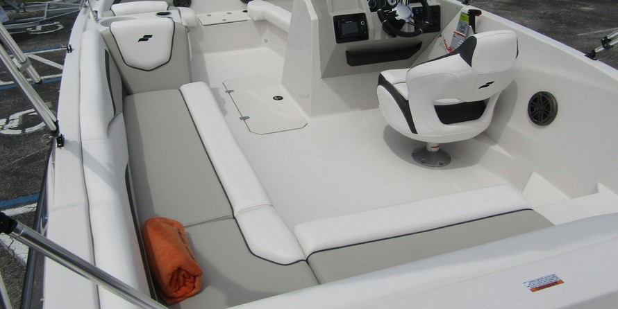 Starcraft Marine MDX OB 211 E