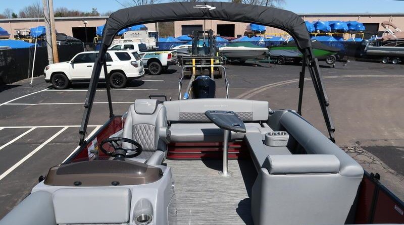 Bennington 23 LSB SPS