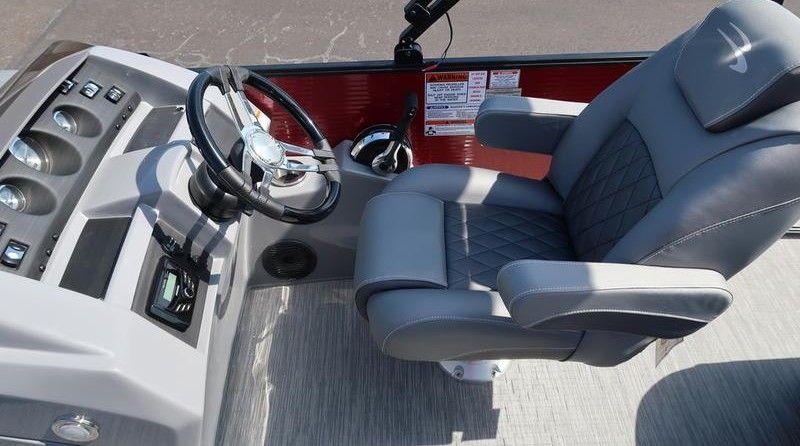 Bennington 23 LSB SPS