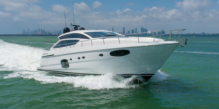 Pershing 62