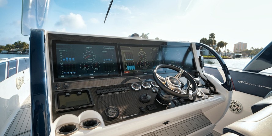 Riviera 43 Offshore Express