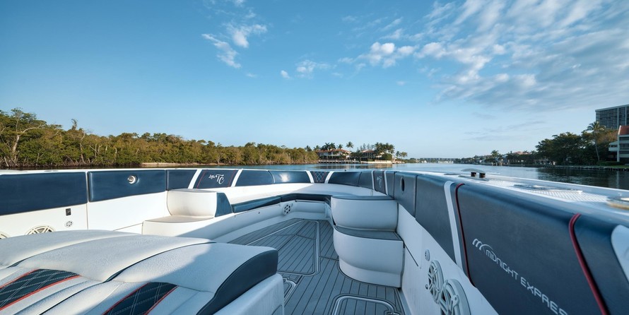 Riviera 43 Offshore Express