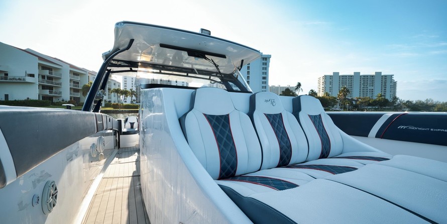 Riviera 43 Offshore Express