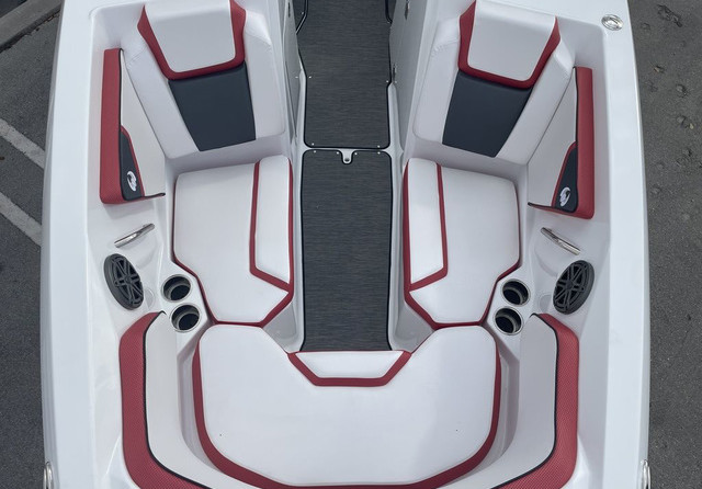 Scarab 255 ID