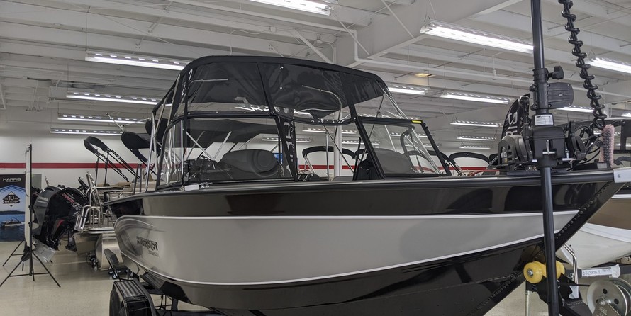 Starcraft Marine Fishmaster 210