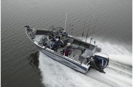 Starcraft Marine Fishmaster 210