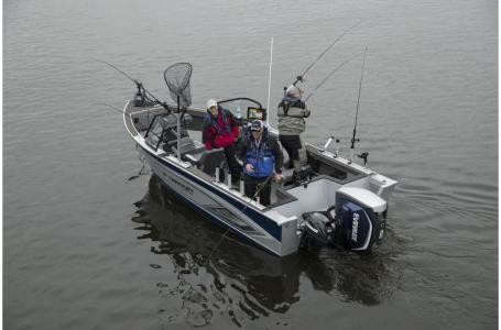 Starcraft Marine Fishmaster 210