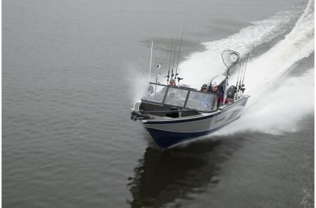 Starcraft Marine Fishmaster 210