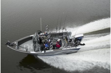 Starcraft Marine Fishmaster 210