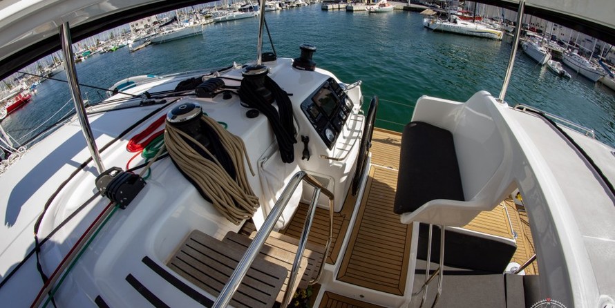 Lagoon 450 SporTop