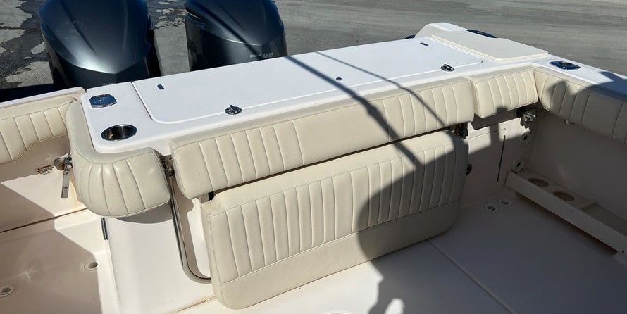 Grady-White Canyon 306