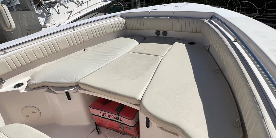 Grady-White Canyon 306