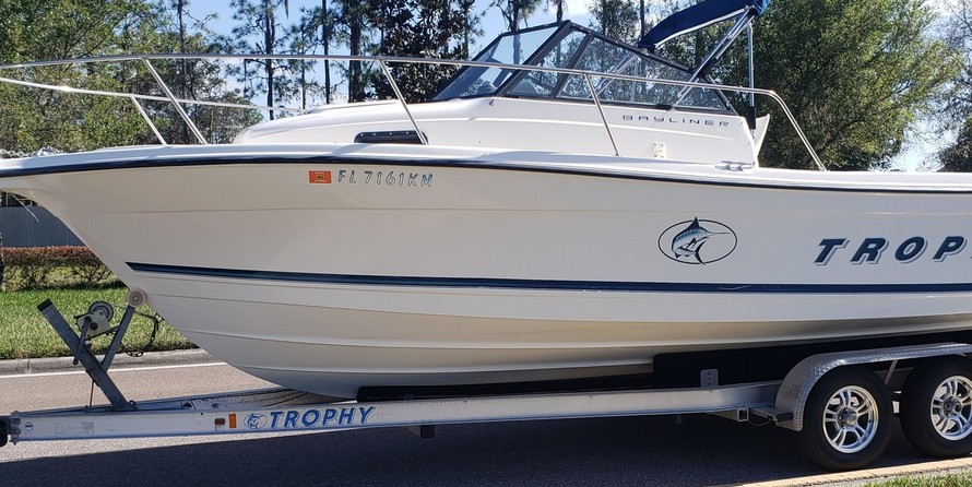 Bayliner Trophy 233 WA