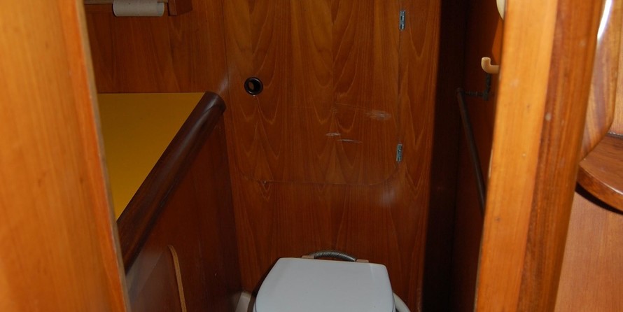 Beneteau First 305