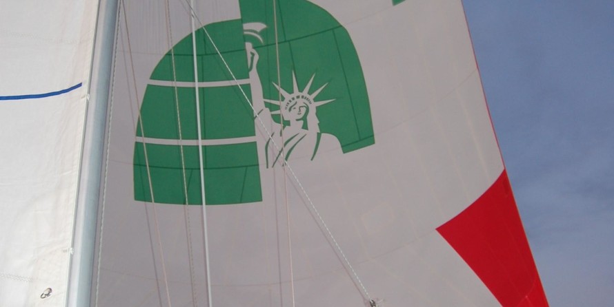 Beneteau First 305