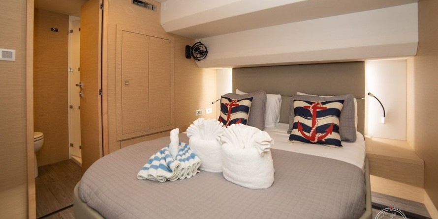 Fountaine Pajot MY 44