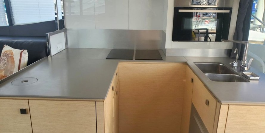 Fountaine Pajot MY 44