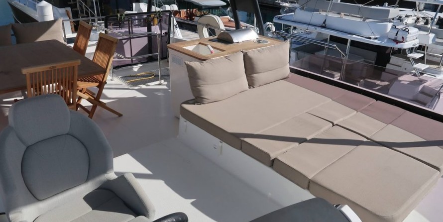 Fountaine Pajot MY 44