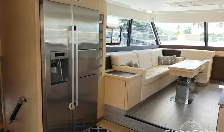 Fountaine Pajot MY 44