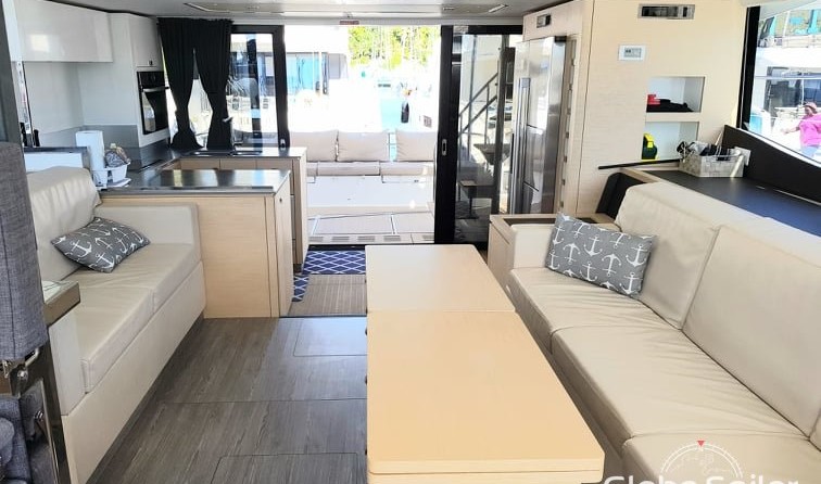 Fountaine Pajot MY 44