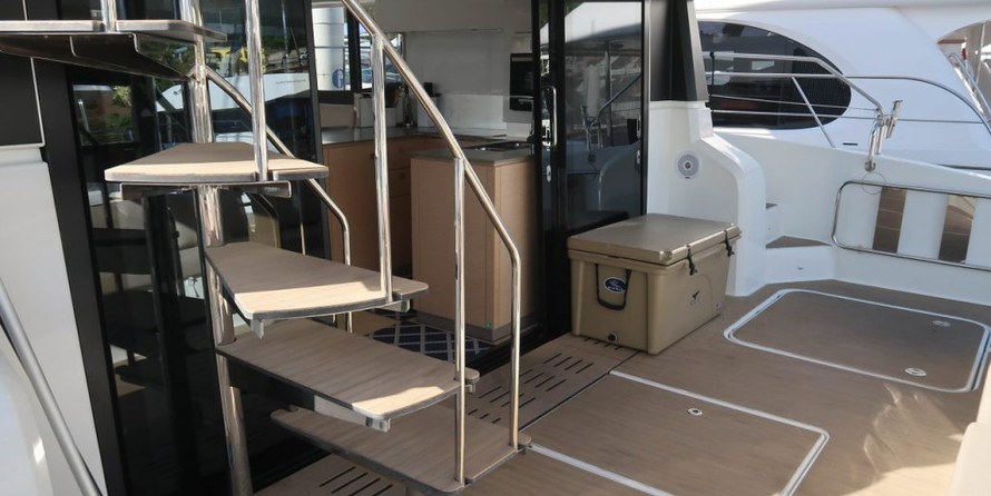Fountaine Pajot MY 44