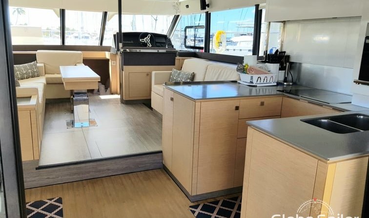 Fountaine Pajot MY 44