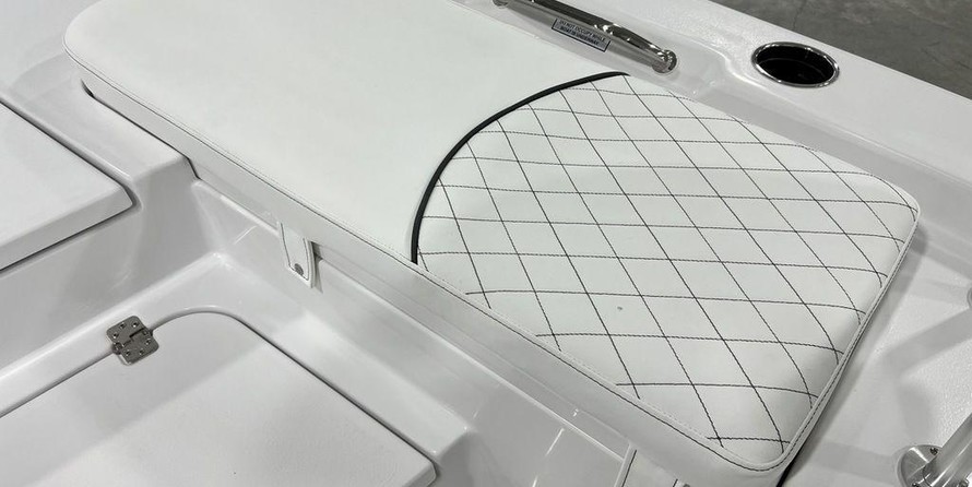 Sportsman Masters 207 Bay Boat