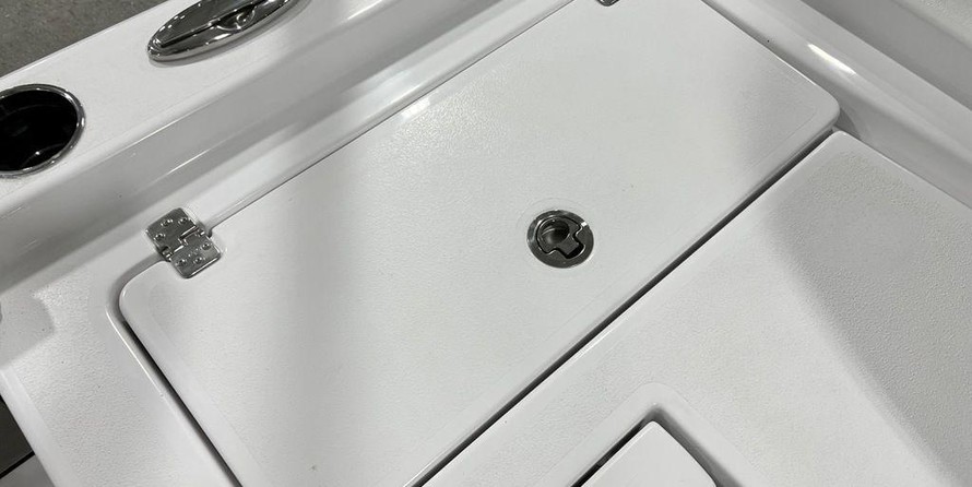 Sportsman Masters 207 Bay Boat