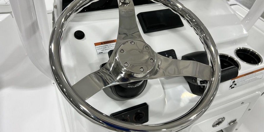 Sportsman Masters 207 Bay Boat