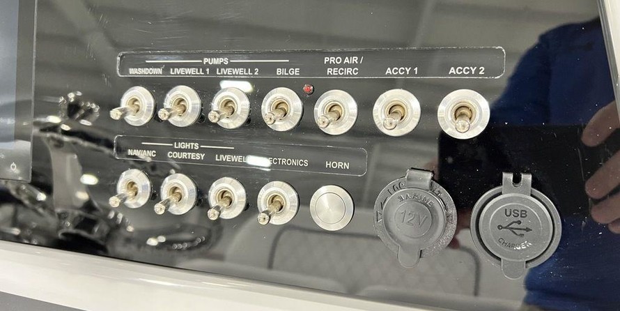 Sportsman Masters 207 Bay Boat