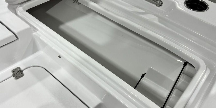 Sportsman Masters 207 Bay Boat