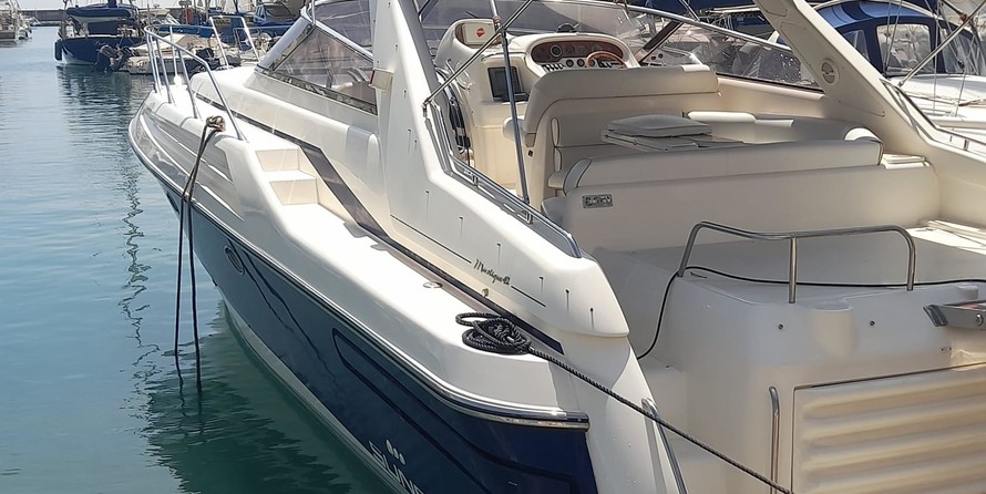 Sunseeker Mustique 42