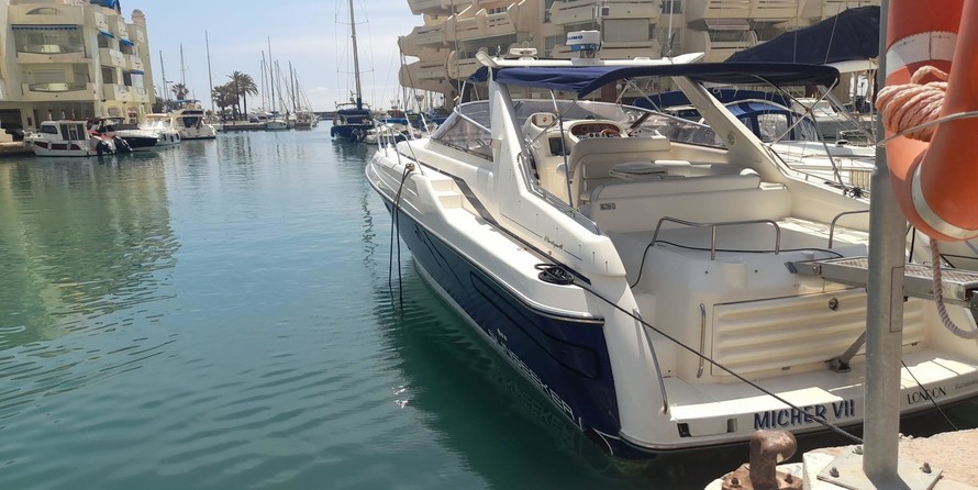 Sunseeker Mustique 42